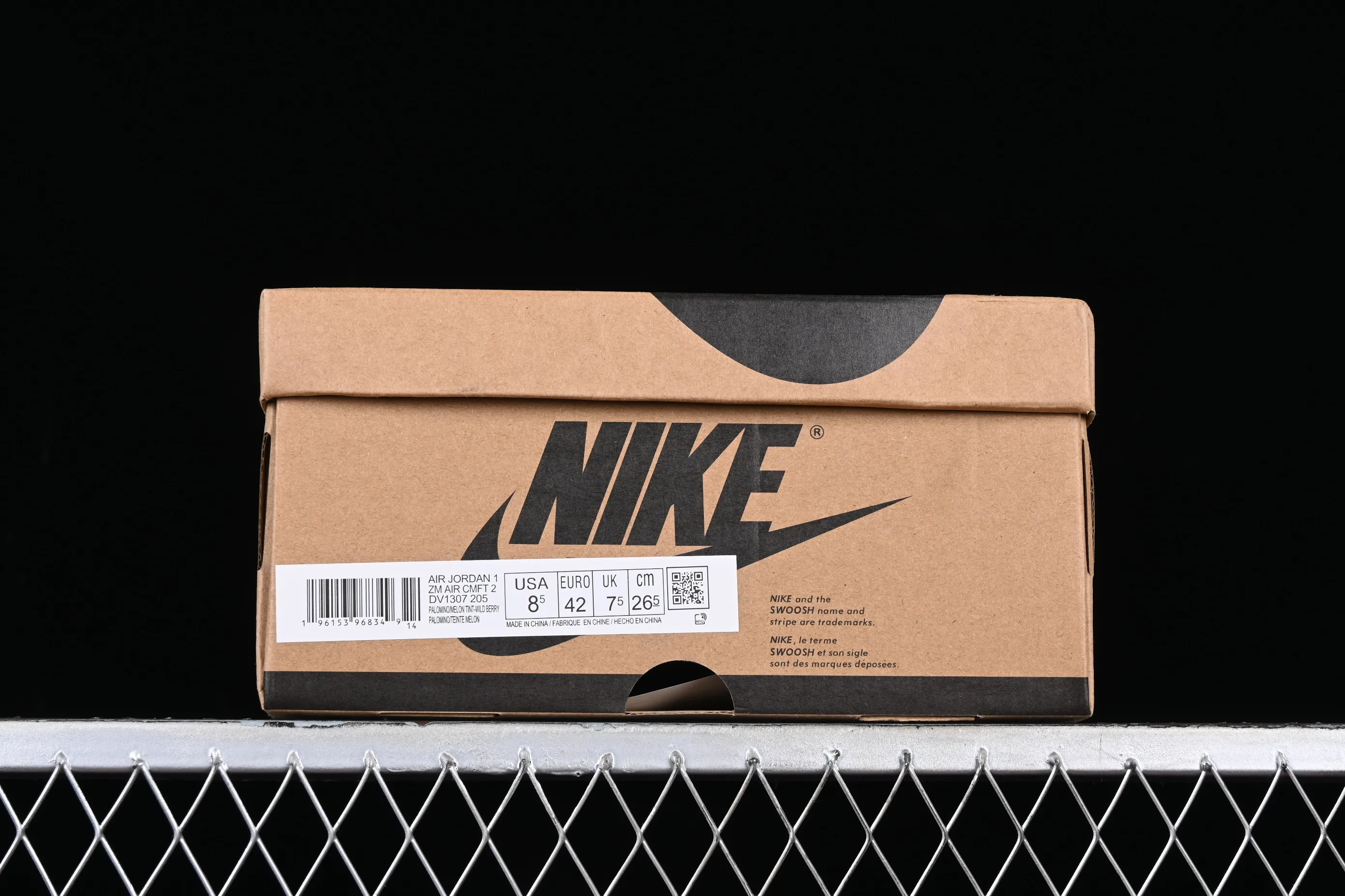 All categories Air Jordan Jordan series basketball shoes Air Jordan 1 High Air Jordan 1 Zoom CMFT AJ1 Joe 1 gray and purple color matching DV1307-205